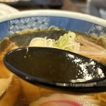 Takasago Shokudou - スッキリとした昔ながらのスープ