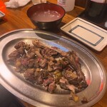 丸万焼鳥 - 