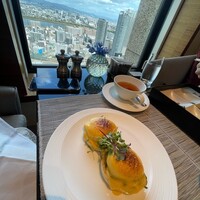 インターコンチネンタルホテル大阪 - エッグベネディクト