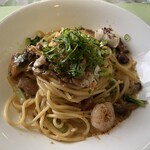 トミズダイナー - ズワイガニのトマトクリームパスタ