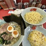 山岡家 東金店 - 