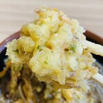うどん・そば たぬ吉  - かき揚げアップ♫