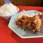 本格中華そば ロイヤル - カリっと揚がった唐揚げ！しっかり味があり美味しかった！