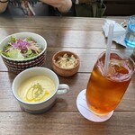 ガーデン＆クラフツ カフェ - 