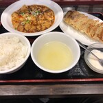 珉珉 - 麻婆豆腐セット(ライスおかわり自由)＋焼き餃子