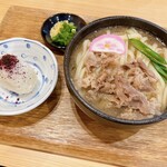 手打うどん 竹寅 - 冷たいうどんも気になったけど今回は肉うどん♪❤️肉うどん愛が強すぎる（笑）