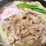 手打うどん 竹寅 - お肉の油が出汁に溶け込んでうまーっ❤️✨