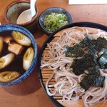 手打生そば 藤 - 冷やしかしわ蕎麦 税込940円