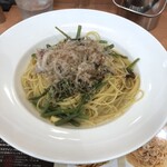 Ciao - ヤリイカと山菜の和風パスタ