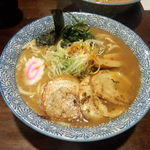 濃厚らーめんガツリ - 豚骨魚介スープ　豚骨ちゃーしゅー麺