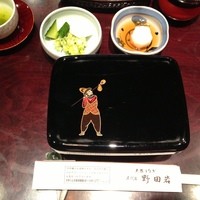 五代目 野田岩 麻布飯倉本店 - 鰻重（萩）