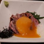 ワンカルビ - ローストビーフユッケ風 2023.10