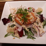 ワンカルビ - 洋梨とサーモンの柚子香るサラダ〜粒マスタードマヨソース〜 2023.10