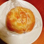 なちゅ～るロール - クランベリーオレンジサワークリームチーズ　248円税込