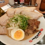 ラーメン ふくちあん - ふくちあんらーめん肉盛り