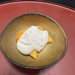 Ryoutei Nawata - 柿の胡麻クリーム和え