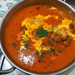 バーワルチー - バターチキンのアップ