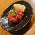 焼肉 からし家 - 炙り和牛ユッケ ￥1,310