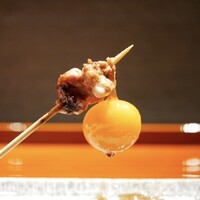 まつもと - ◆ちょうちん ※追加
                    一口で頂けばタレの旨味が伝わると、パツんと解けて溢れる卵黄のトロみとコクが染める！そして浮かんでくる鶏の旨み！