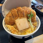 220151380 - 厚切りかつ丼定食…税込1500円