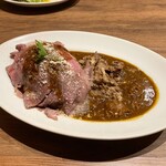 Meat & Wine イタリアンバールDari - ローストビーフ＆和牛すじカレー