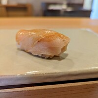 鮨中村 - ４長﨑佐世保のカジキマグロの背トロの握り