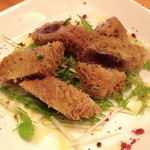 クッチーナ笑多 - マグロのカダイフ揚げ　ホワイトバルサミコとライムソース（９８０円）２０１３年１０月