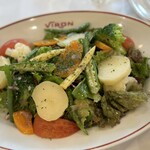ブラッスリー・ヴィロン - たっぷり野菜サラダ