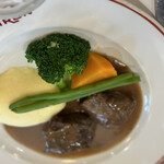 ブラッスリー・ヴィロン - 牛スネ肉の赤ワイン煮