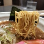 らーめん 三日月 - 麺アップ