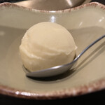 SATOブリアン - ゴールデンパイナップルのシャーベット