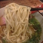 革麺家　支那そば花 - 麺のアップ