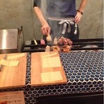 地鶏串焼Take Gu shi - 丁寧に焼くのですが目を離すと串が燃えてしまいますそれを捨てるのはもったいないな～拘り！