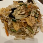 Taizan - 肉入り野菜炒め1089円