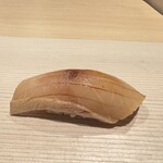 鮨 にし岡 - 気仙沼産メカジキ(丁寧な仕込みがされ不思議な食感で美味しい)