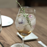 ポム・ダダン - 