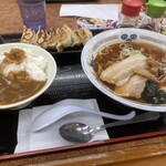 山田うどん - ミニカレー　醤油ラーメン　餃子