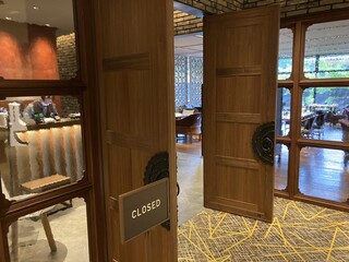 中国料理 桃李 - ワタシ達は遅い昼食だったので、クローズドの札が