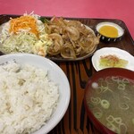 大茂 - 焼肉定食　800円