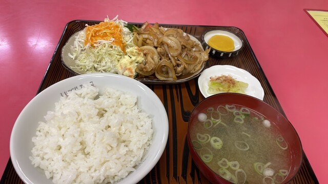 大茂 &ndash; 能代食堂：地元の味が楽しめるカジュアル食事処