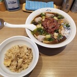 Rock’anDo - すき焼き芋煮そば＋舞茸炊き込みご飯