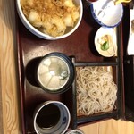 手打ちそば・うどん 松栄庵 - 合わせ海鮮かき揚げ丼　1,550円