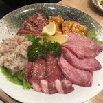 Yakiniku Bisuto - 