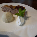 ビンデリーナ - サービスで頂いた栗のケーキ