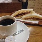 カリーナ - ブレンドとハムカツ