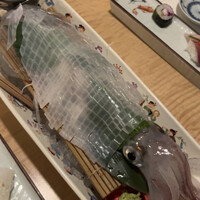 対馬のどぐろとイカ活き造り 博多 魚蔵 都ホテル店 - 
