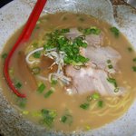 ほんまもん 和歌山ラーメン めん盛屋 八両 白浜新地店 - 和歌山らーめん（とんこつ醤油）