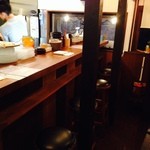 ボンメゾン - 1階カウンター席（禁煙）
