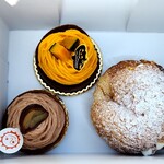 お菓子の家 ばざ～る - 店を出てすぐに撮りました