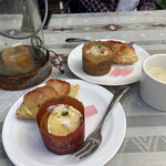 CAFE HACHISU - 